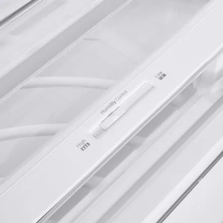 Холодильник MAUNFELD MFF200NFR Красный