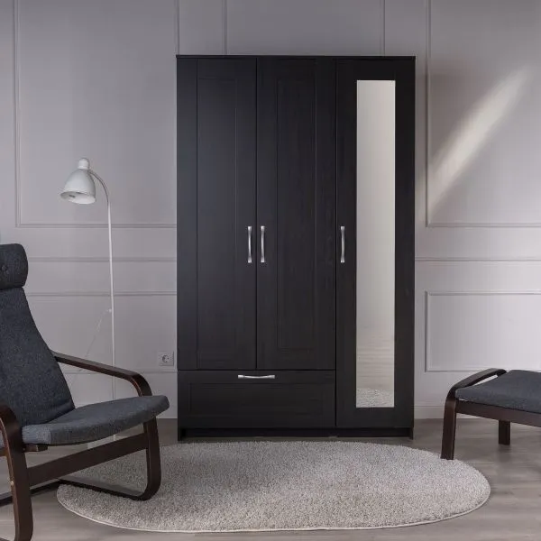 Шкаф СИРИУС трехдверный с выдвижным ящиком, цвет Дуб Венге Шкаф СИРИУС трехдверный с выдвижным ящиком, цвет Дуб Венге