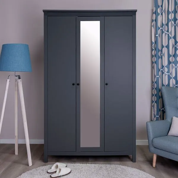 2.08.01.040.4 САГА шкаф 3 двери с зеркалом серый 2.08.01.040.4 САГА шкаф 3 двери с зеркалом серый